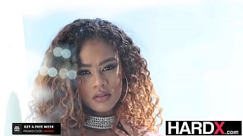 Play HardX - Queen Baddie Scarlit Scandal Hardcore Fucked