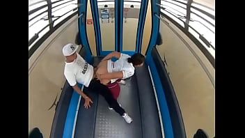 Play Sex on the Guayaquil airway cablebus