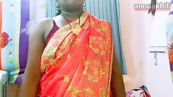 Play Indian desi pados wali bhabhi gr aayi jb gr me koi nhi tha fir usne mera land chusa aur hand di full sex video