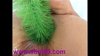 Play Toilet Brush Pussy & Cleaner Brush Anal Extreme Masturbation