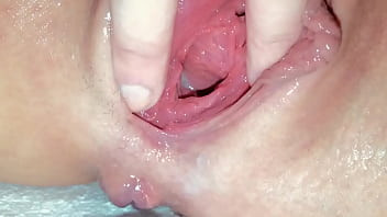Play Gaped pussy stretched to extreme