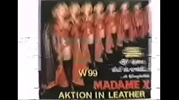 Play BIZARRE MADAME