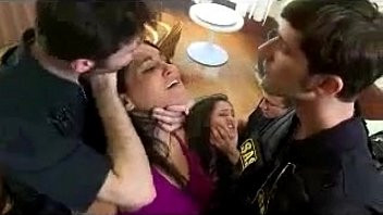 Play Three guys f. on two young women